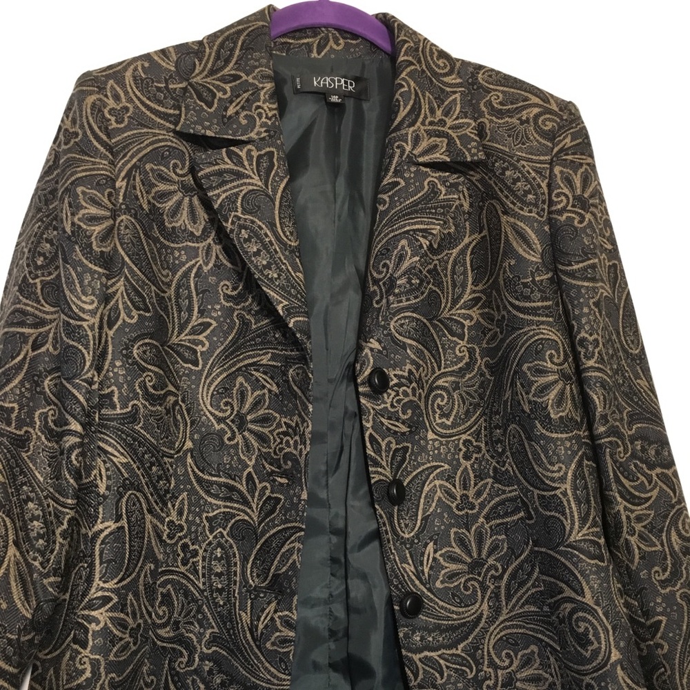 Women’s size 14 petite blazer